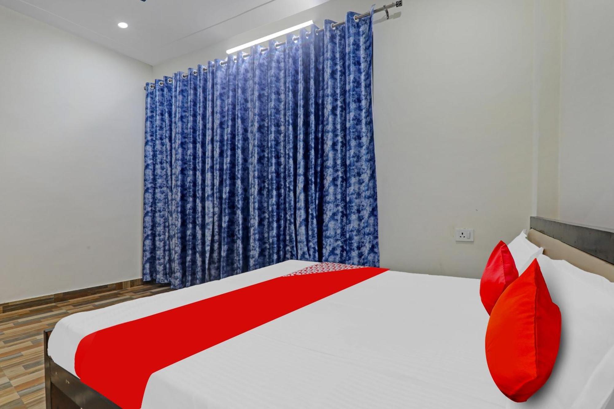Hotel O R K Hotels ลัคเนา ภายนอก รูปภาพ